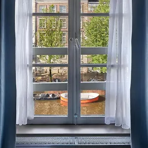 https://hotel-hegra-amsterdam-centre.amsterdamhotelsnl.com