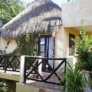 La Rana Cansada 3*, Playa del Carmen México