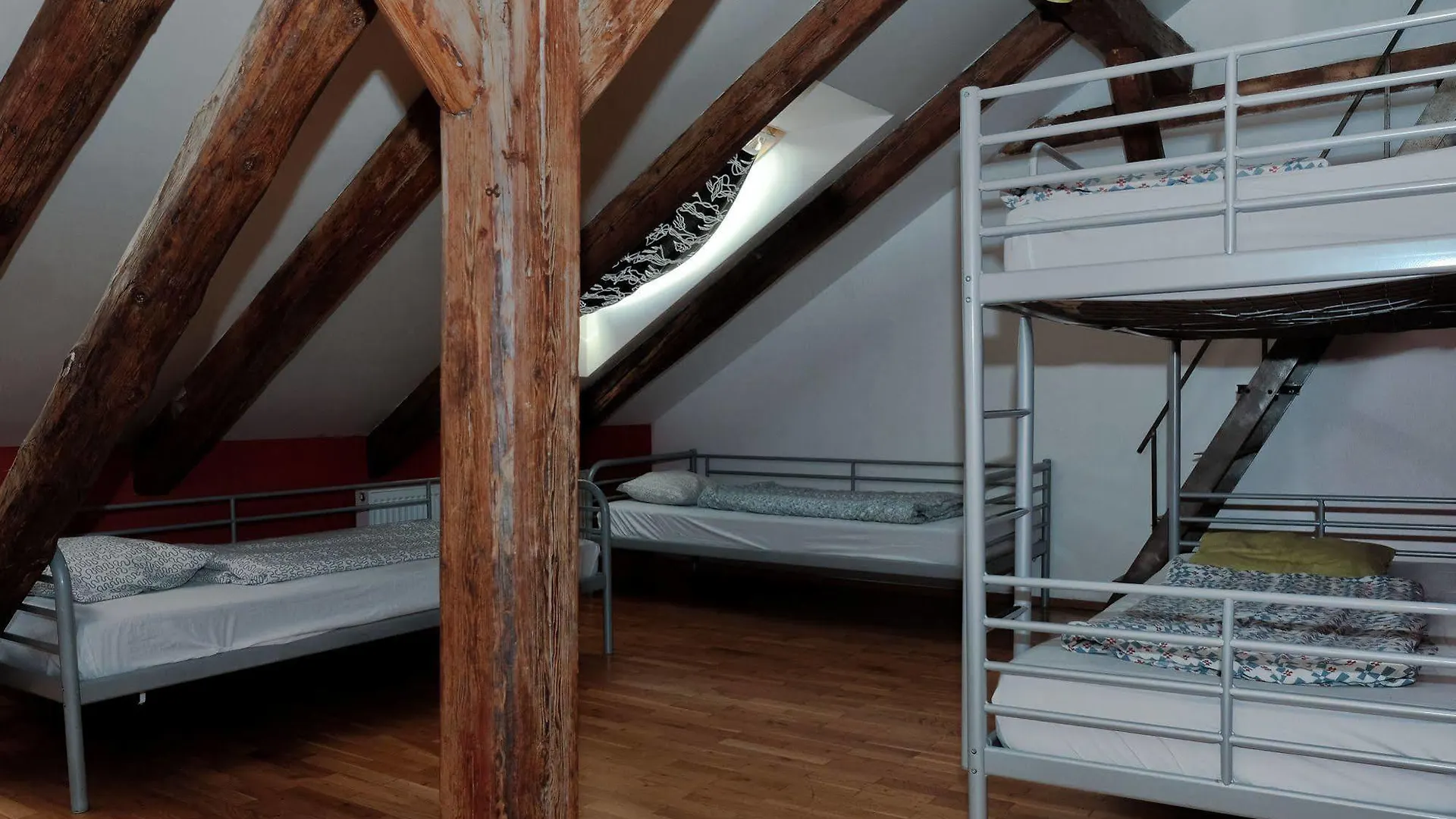 Hostel One プラハ チェコ